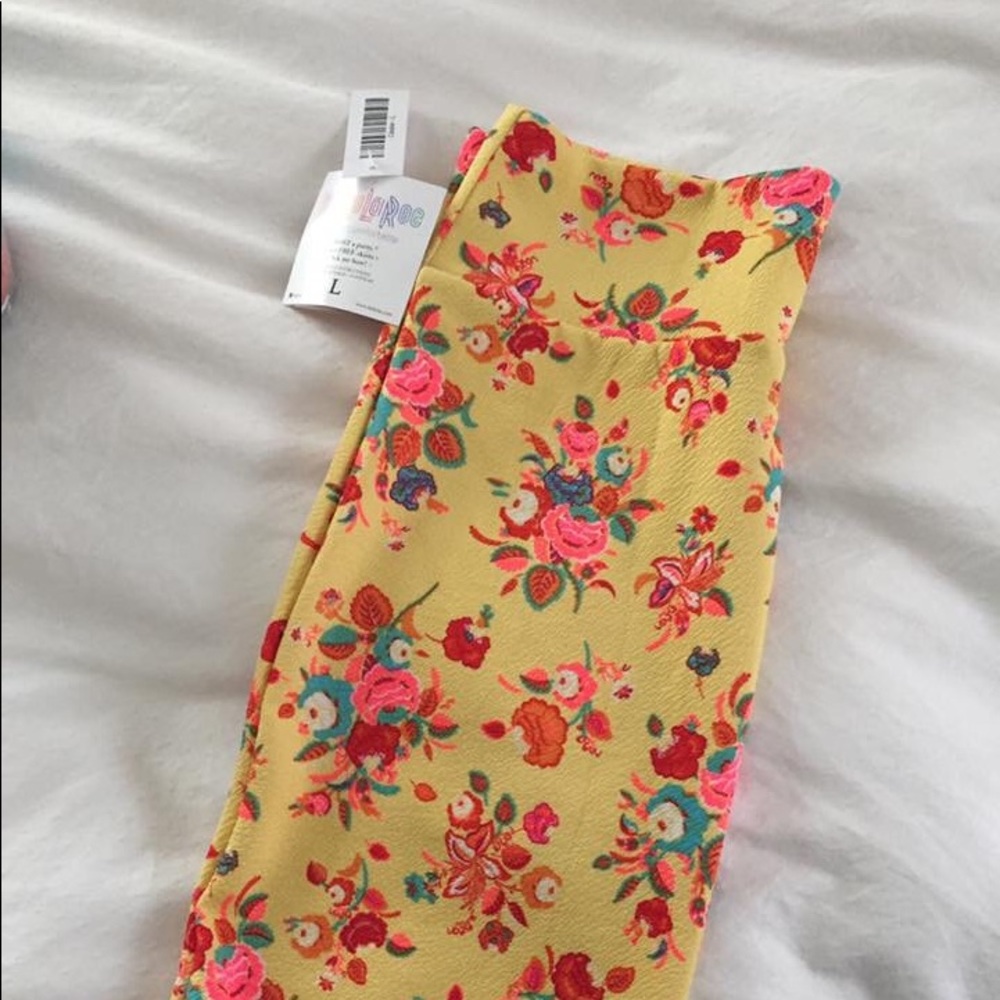Pencil Cassie Skirt